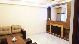 Хостелы Friendship Hostel & Tours Ереван Семейный номер-студио-3