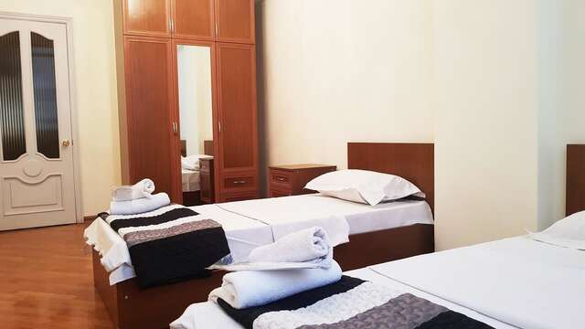 Хостелы Friendship Hostel & Tours Ереван-25