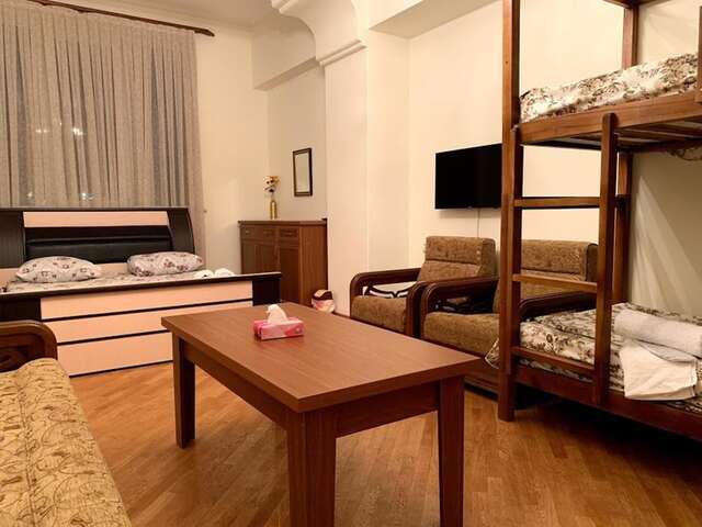 Хостелы Friendship Hostel & Tours Ереван-29