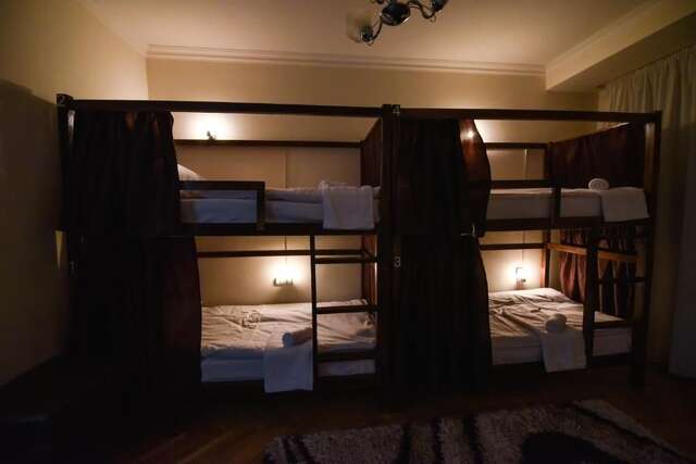 Хостелы Friendship Hostel & Tours Ереван-49